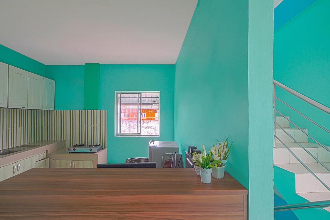 Oyo 90637 Rumah Ni Karo メダン エクステリア 写真