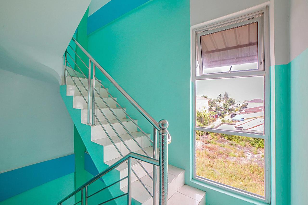 Oyo 90637 Rumah Ni Karo メダン エクステリア 写真