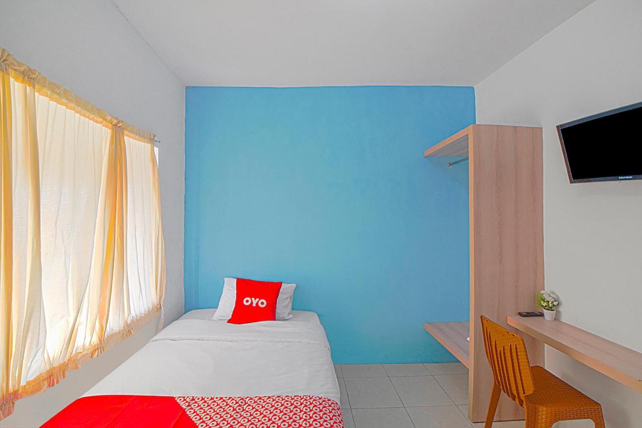 Oyo 90637 Rumah Ni Karo メダン エクステリア 写真